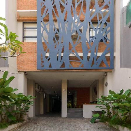 Reddoorz Plus Near Radio Dalam 3 Jakarta Exteriör bild