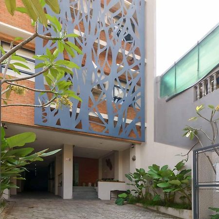 Reddoorz Plus Near Radio Dalam 3 Jakarta Exteriör bild